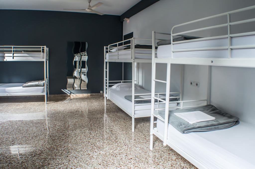 Quart Youth Hostel & Apartments Valencia Habitación foto